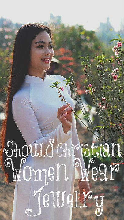 Should  Christian Women Wear Lipstick and Jewelry?